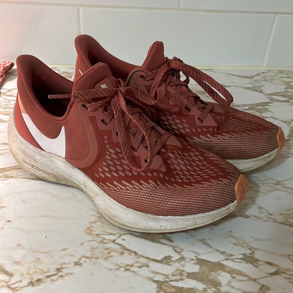 Used Nike zoom